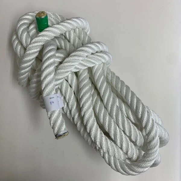 Cuerda amarre torcida 24 mm blanca