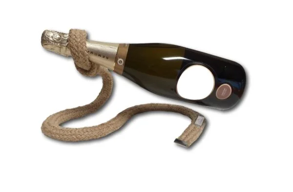 Soporte botella hecho de cuerda